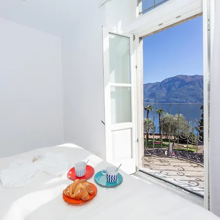 Yellow View - Happy Ronco sopra Ascona