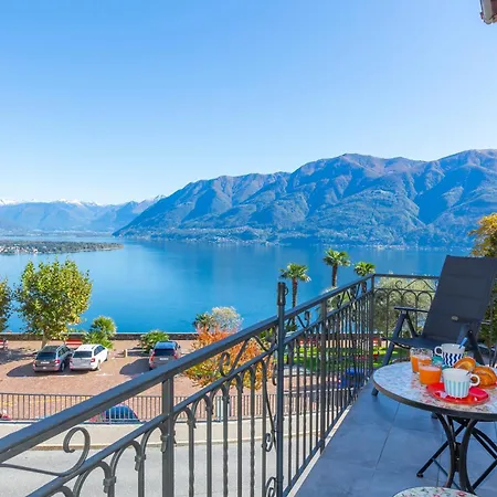 Yellow View - Happy Ronco sopra Ascona