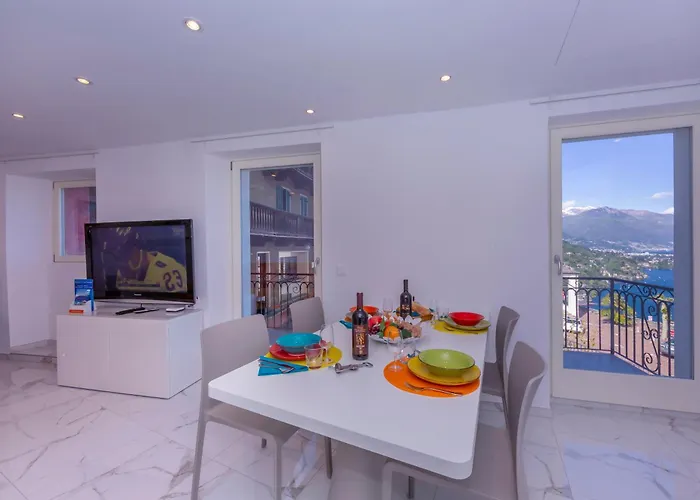 Apartament Yellow View - Happy Ronco sopra Ascona